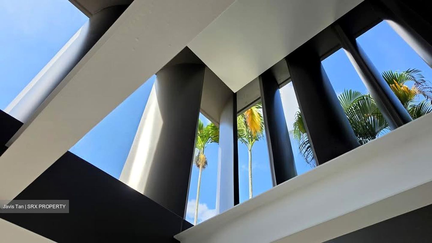 Brighton Crest (D19), Terrace #573535791